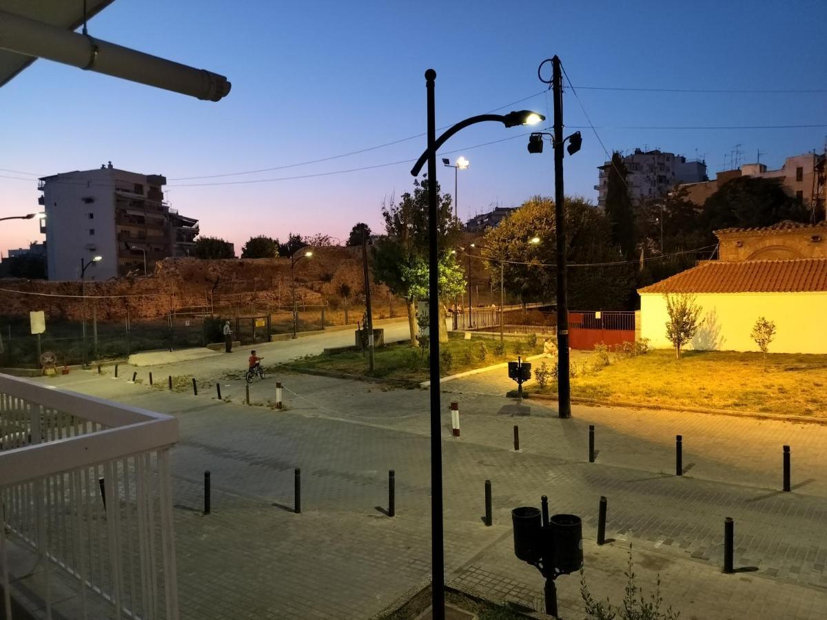 Spacetwo "Downtown Chill" By #Gimispace Lux Apt Tessalónica Exterior foto